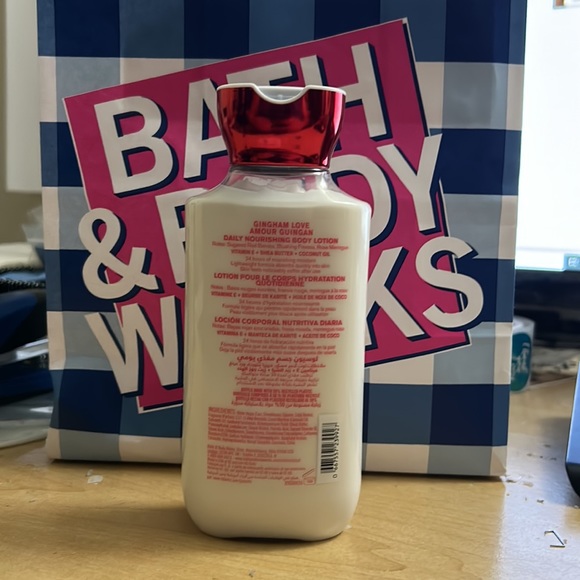 Gingham Love body lotion by Bath and Body Works - Picture 2 of 2